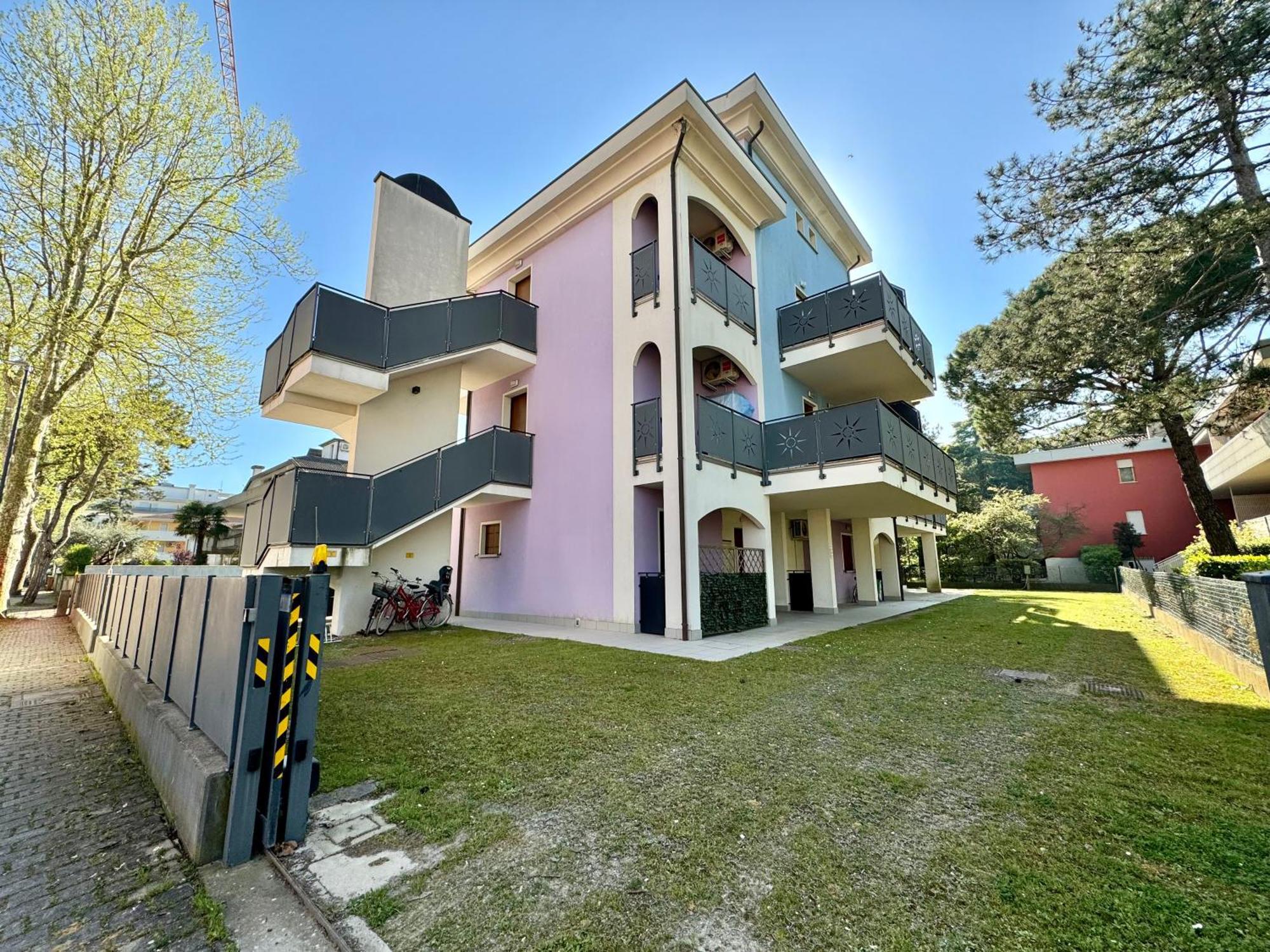 Residence Acquarium Bibione Exterior photo